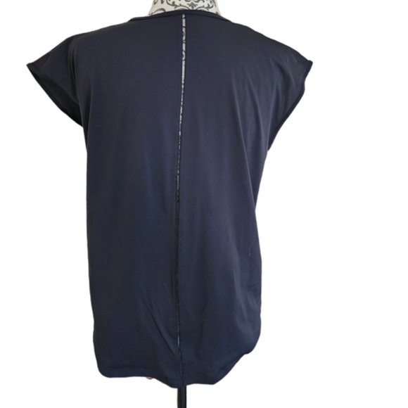 Peak Performance Epic Tee Shirt Black Back Seam Detail Lightweight - Picture 4 of 12